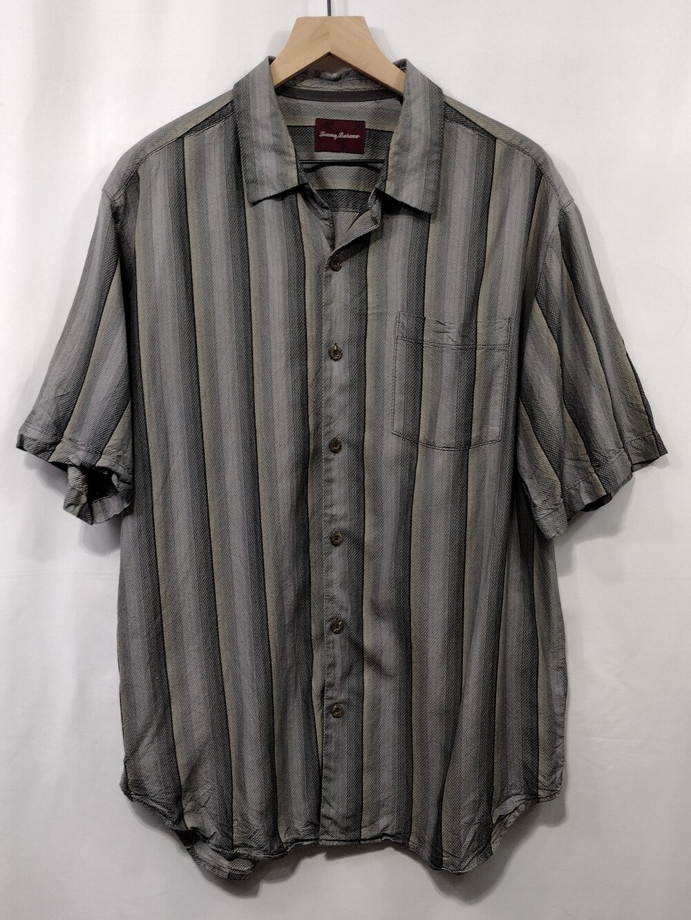 Tommy Bahama Vertical Stripe Short-Sleeve Button Shirt Mens XL Gray Casual Retro